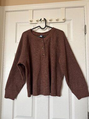 Old Navy // Brown Henley Sweater (Size XL Petite)